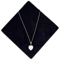 Kalp Kesim Beyaz Sedef Kolye